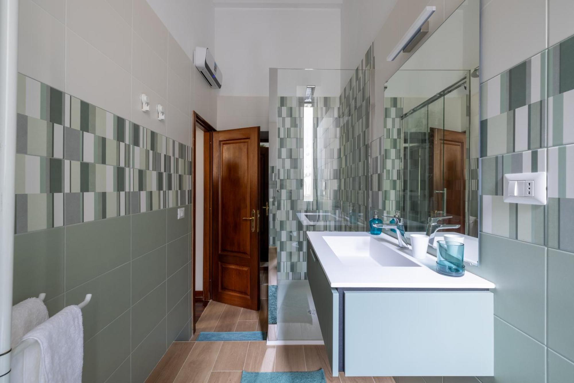Luxury Apartment In The Heart Of Rome - Near Metro A And B المظهر الخارجي الصورة
